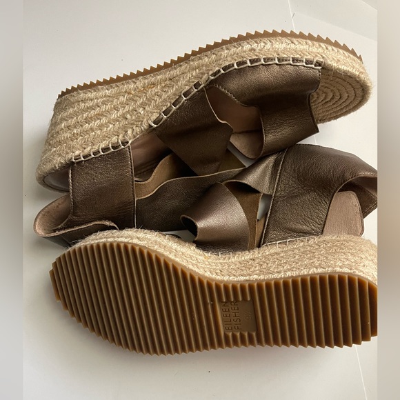 Eileen Fisher Willow Metallic Espadrille Wedge Sandal - Picture 6 of 9